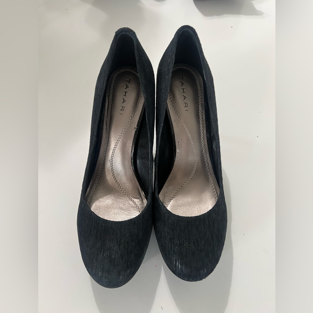 Tahari Women's Dark Gray Heels
